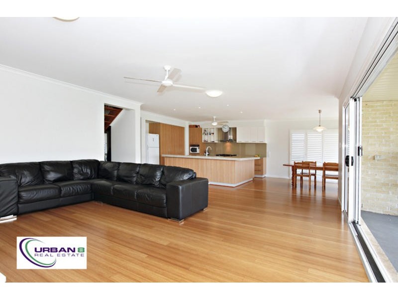 12 Frederick Street, Moggill QLD 4070